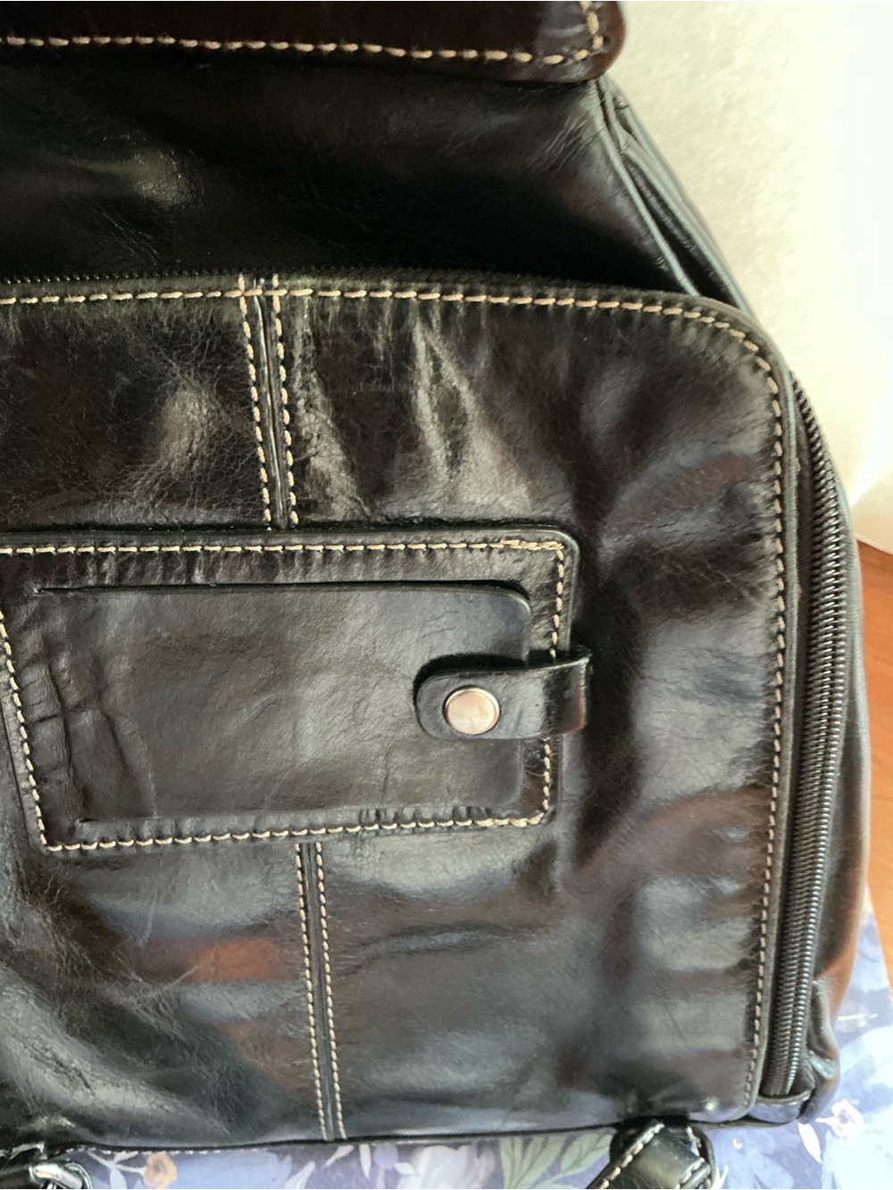 Giani Bernini Black Leather Backpack Sling Bag - Picture 4 of 7